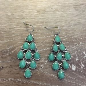 Must bundle-Teal and silver earrings